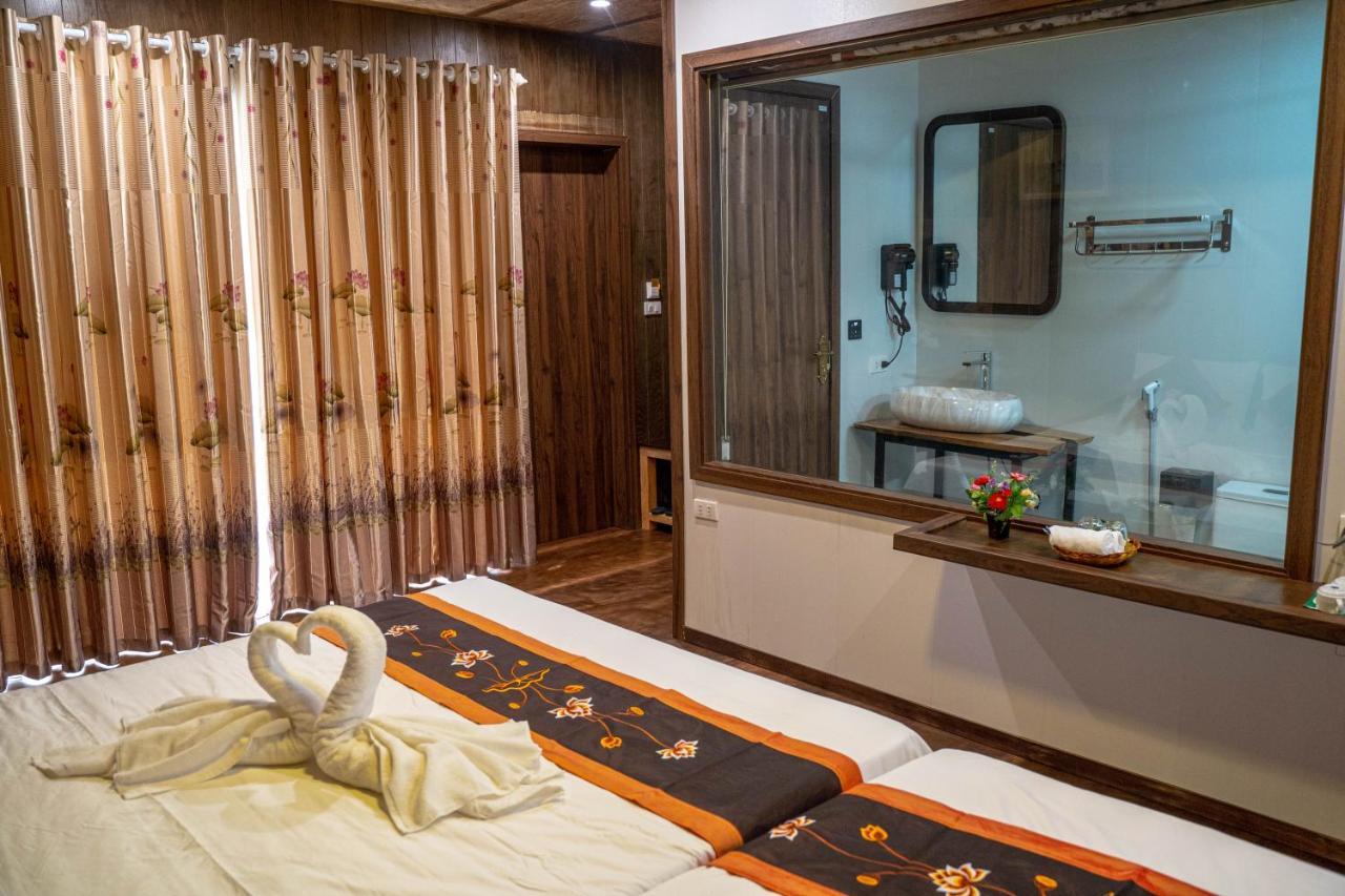Camellia Eco Home &Tra My Restaurant Ninh Binh Bagian luar foto