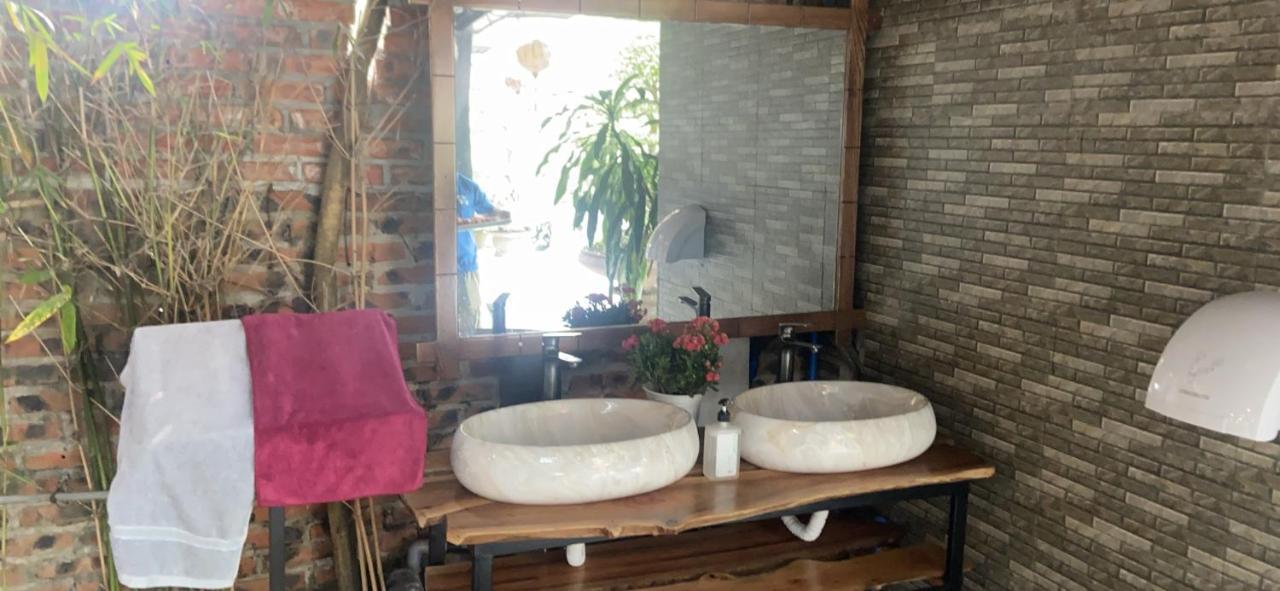 Camellia Eco Home &Tra My Restaurant Ninh Binh Bagian luar foto